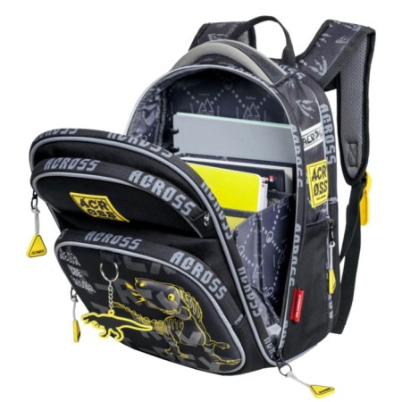 School backpack by Ergon. Spray Across 178 35*26*14 MAL + PEN, STRECH CHER/ZI 24-178-5-4