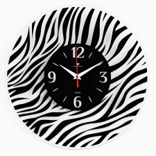 Wall clock, interior 