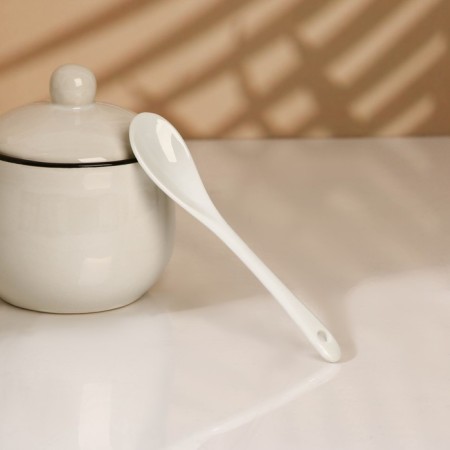 A set of ceramic cans for spices on a hedgehog metal stand, 200 ml, 3 pcs, white color-7