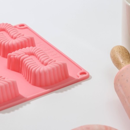 Baking uniform “Zorro”, silicone, 28 × 16 × 2 cm, 8 cells (5 × 6.6 cm), depth 1.7 cm, color mix-2