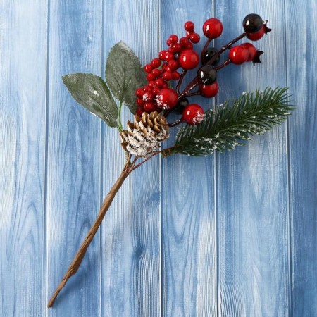 Decor "Winter charm" bite of the berries of the needles, 17 cm-2
