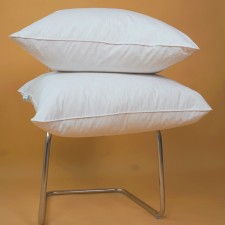 The pillow is low three -core, size 50x70 cm, color mix