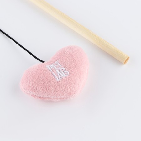 Teaser "heart" with a toy, pink-3