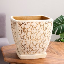 Flower pot 
