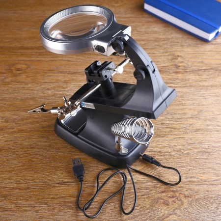 The third hand for soldering 2.5x, 5x, with backlight, 20*21*15 cm, 3AAA,-5