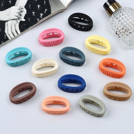 Hair crab "Leon" oval oval matte classic, 5 cm, mix-1
