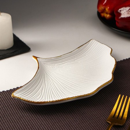 Broke dish "shell", 23 × 15 cm, white color-1