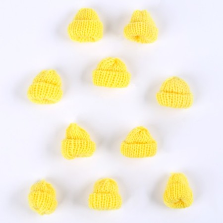 A knitting hat knitted, set 10 pcs., Yellow color, size 1 pc. - 3 × 4 cm-1