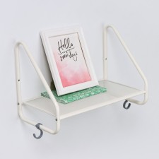 Wall -mounted shelf 