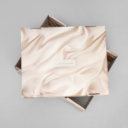 Gift folding box, packaging, “tenderness”, 31.2 x 25.6 x 16.1 cm cm-3