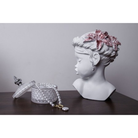 Polystone souvenir "Baby with lily in her hair and butterfly" White 23x17x7 cm-5