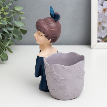 Souvenir Polystone stand "Girl with a tail - thoughtfulness" 16x8x12 cm-1