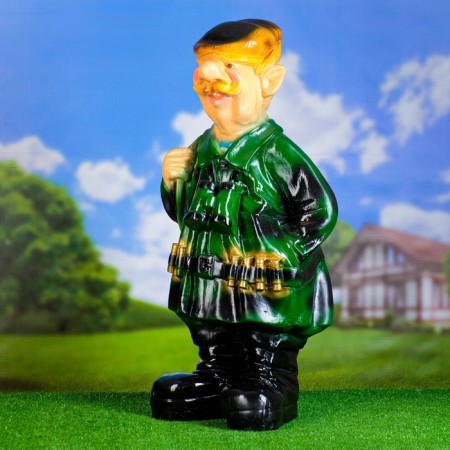 Garden figure "Hunter Petrovich" 30x46x82cm-6