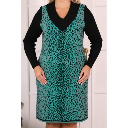 Women's dress, size 56-7