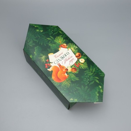 The prefabricated box - the context "Squirrel", 18 x 28 x 10 cm, New Year
