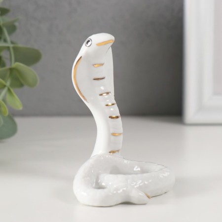 Souvenir ceramics "White Cobra" with gold 5x6.2x7.7 cm-1
