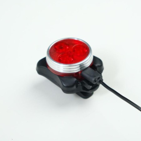 Lanter Bicycle front battery, waterproof, 3 diodes, 4 modes-1
