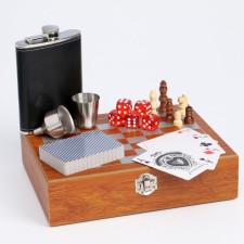Set 6 in 1: Flaw 8 OZ, glass, funnel, cubes 5 pcs, cards, chess, 18 x 24 cm