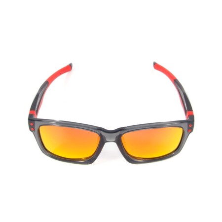 Poerization traces of Ultima in the case, Grey with Red Revo Lenses-1