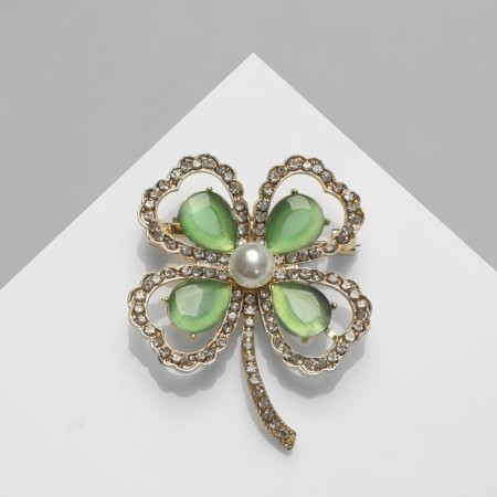 Brooch "Flower" Clover with pearls, white-green color in gold