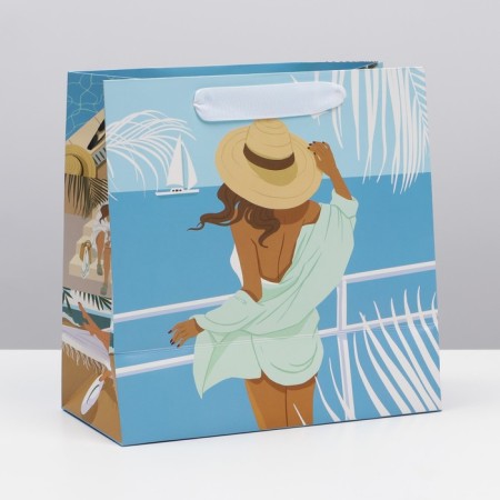 Gift Laminated Square, packaging, “cruise”, 22 x 22 x 11 cm-1