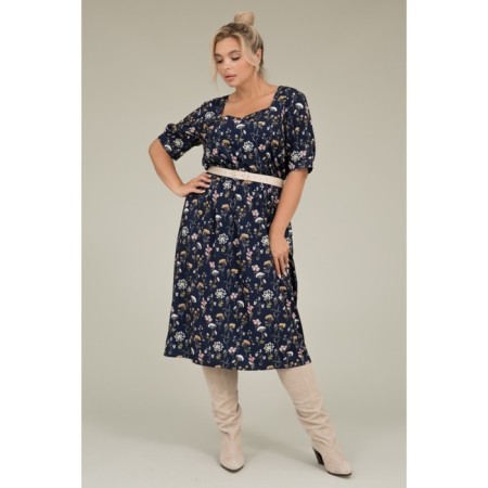 Women's dress, size 44-3
