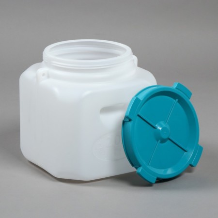 Food barrel, 20 l, neck 21.5 cm, with a lid-1