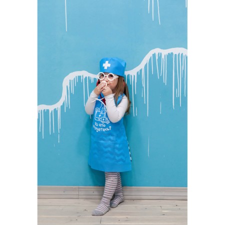 Game set "Doctor" with apron and accessories-8
