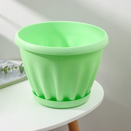 Pot for flowers with the Podon "Noble", 6.7 l, d = 27 cm, green color