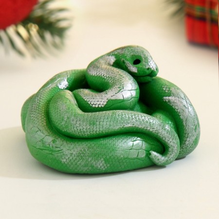 Figure soap "Serpent Serd" Green, 85g-1