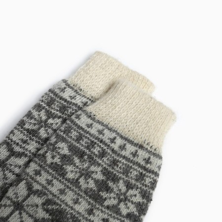 Female woolen woolen “white snowflakes”, gray color, size 25-1