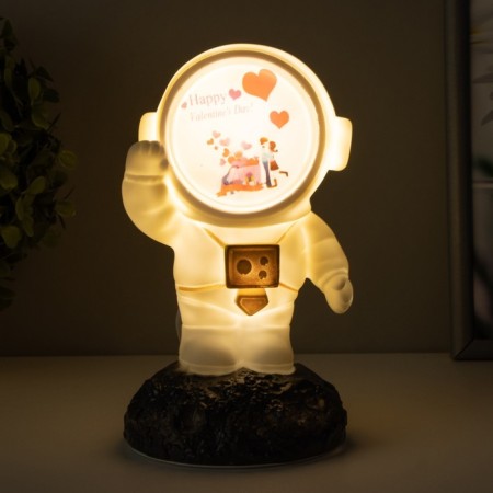 Night Cosmonaut LED USB mix 7.5x7.5x17.5 cm Risalux-3