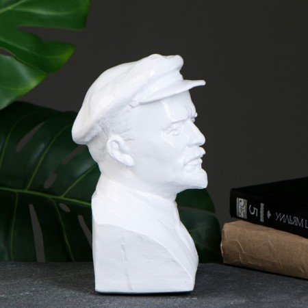 Lenin bust, white 13.5x21.5cm-1