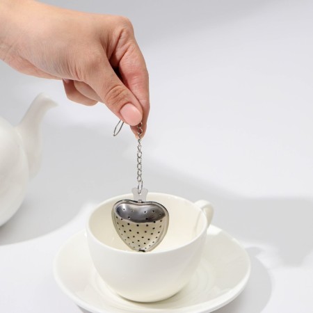 Sieve for tea "Heart", 5 cm-4