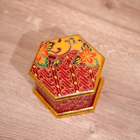 Wooden box, batik 10x11x7 cm-4
