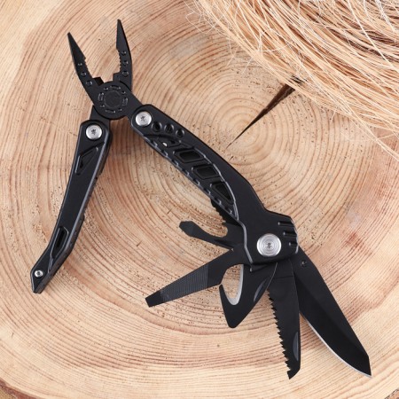Multitul 8V1 with pliers