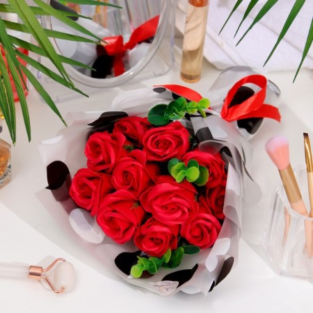 A premium bouquet of red soap roses, 11 pcs-1