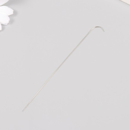 The needle curved for beads is 11.7x0.8 cm-1