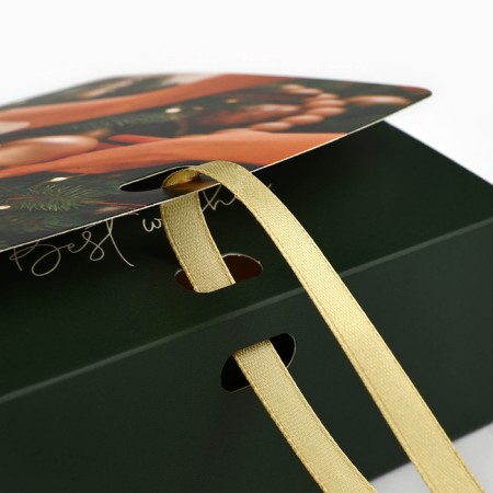 A folding gift box “Believe in a miracle”, 16.5 x 12.5 x 5 cm, without a tape, New Year-3
