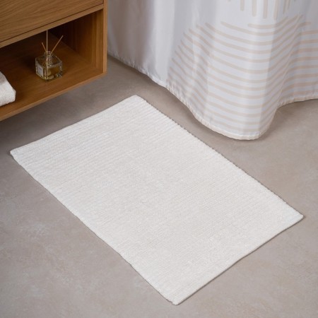Soft bathroom rug, 60x90 cm, white color