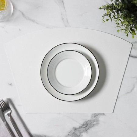 Serving napkin on the TEM table, 30 × 44 cm, white color