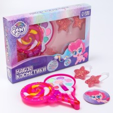 A set of children's cosmetics and accessories 3 in 1 