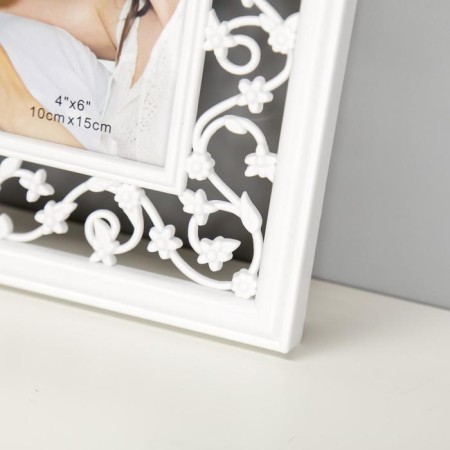 Photo frame plastic in 3 photos 10x15 cm "Small Binding" White 23.5x45.5 cm-1