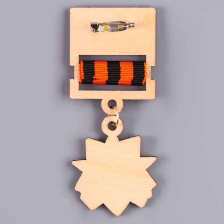 Carnival set "For Victory Parade": Axelbant and badge, white-10