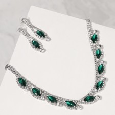 Set 2 objects: earrings, sheet-sized necklace sophisticated rhombus, white-emergency color in silver, 32 cm