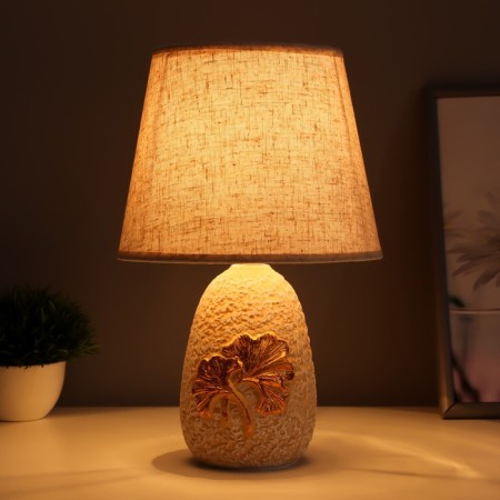 Board Lamp "Leaves" E14 40VTbezhnaya gold 20x20x32cm-1