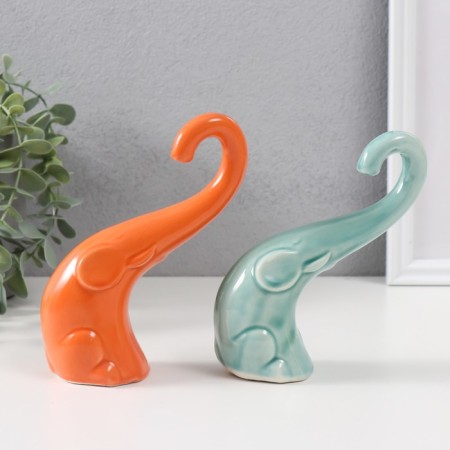 Souvenir ceramics "Elephant with a long trunk" color mix 5x6x14.5 cm-1