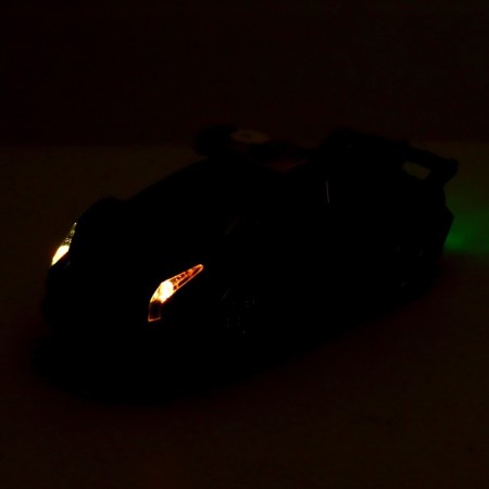 The “Police” robot, transforms, light and sound effects, works from batteries-7