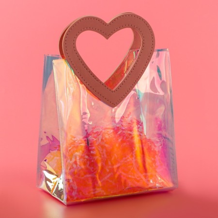 PVC gift package, pink, irrediscent, 20 x 18 x 10 cm