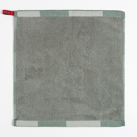 The towel of the “Cell” shapes centered 35*35 cm, 100% cotton-4